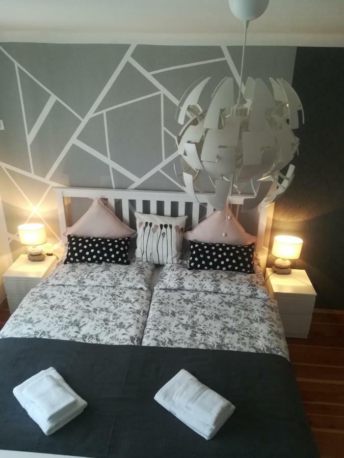 Apartments Justin Bled Bagian luar foto